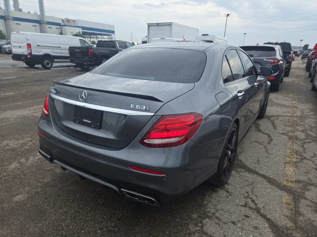 Mercedes-Benz E 63 AMG * CARFAX * АВТО КРЕДИТ * ЦЕНА ДО БГ! - изображение 3