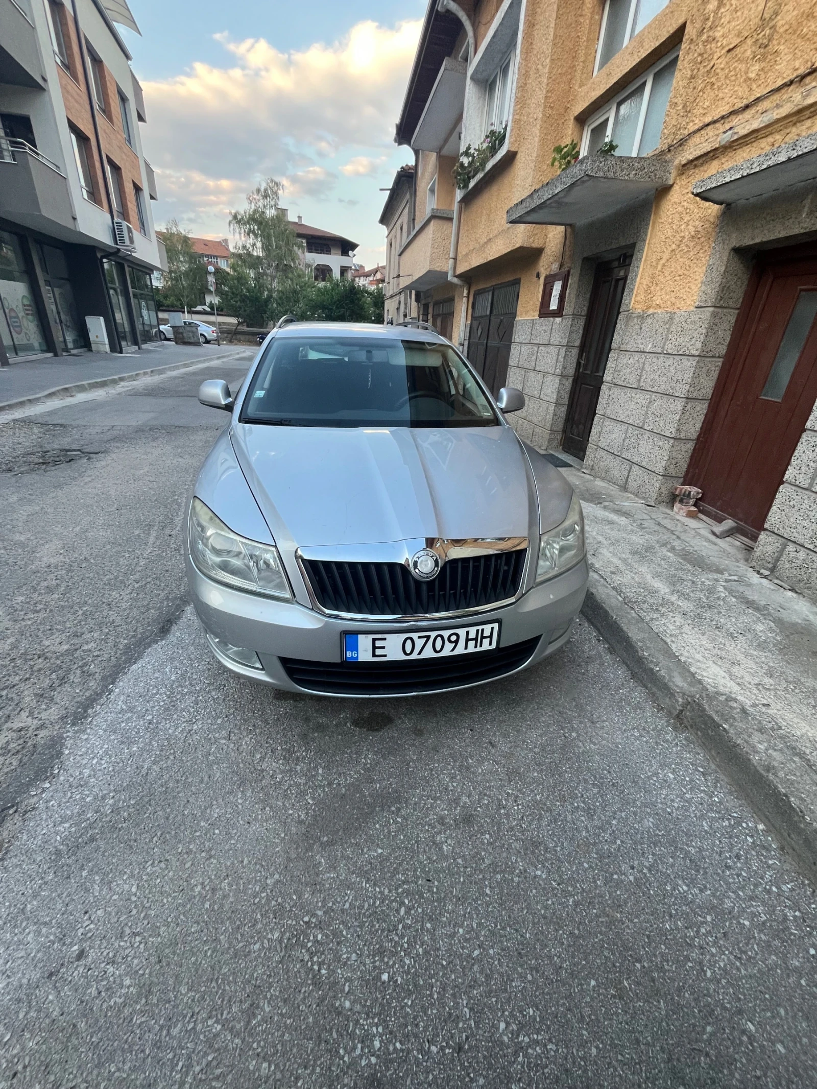 Skoda Octavia 1.9 TDi 4x4 - изображение 2