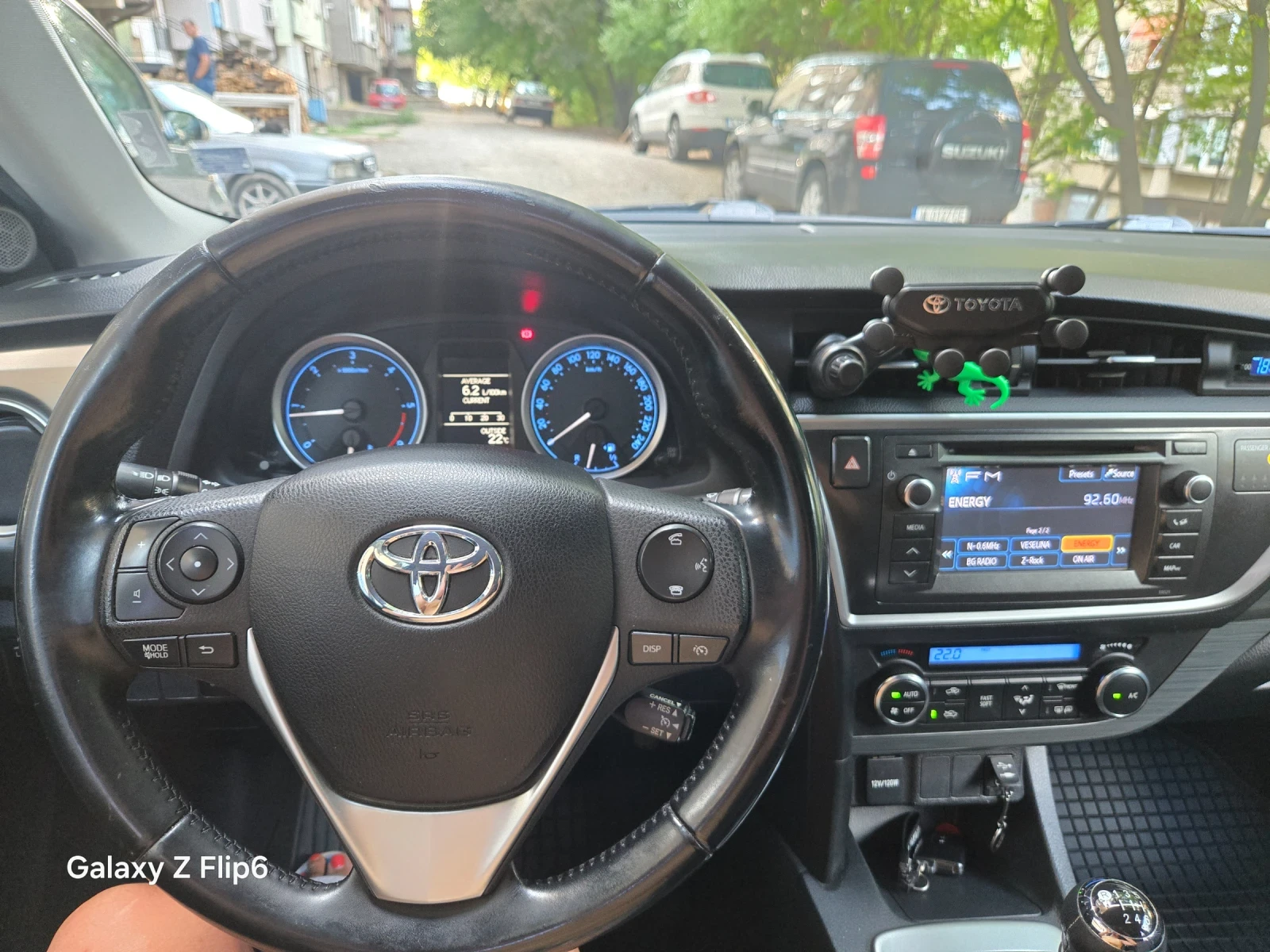 Toyota Auris 2.0 D-4D - изображение 8