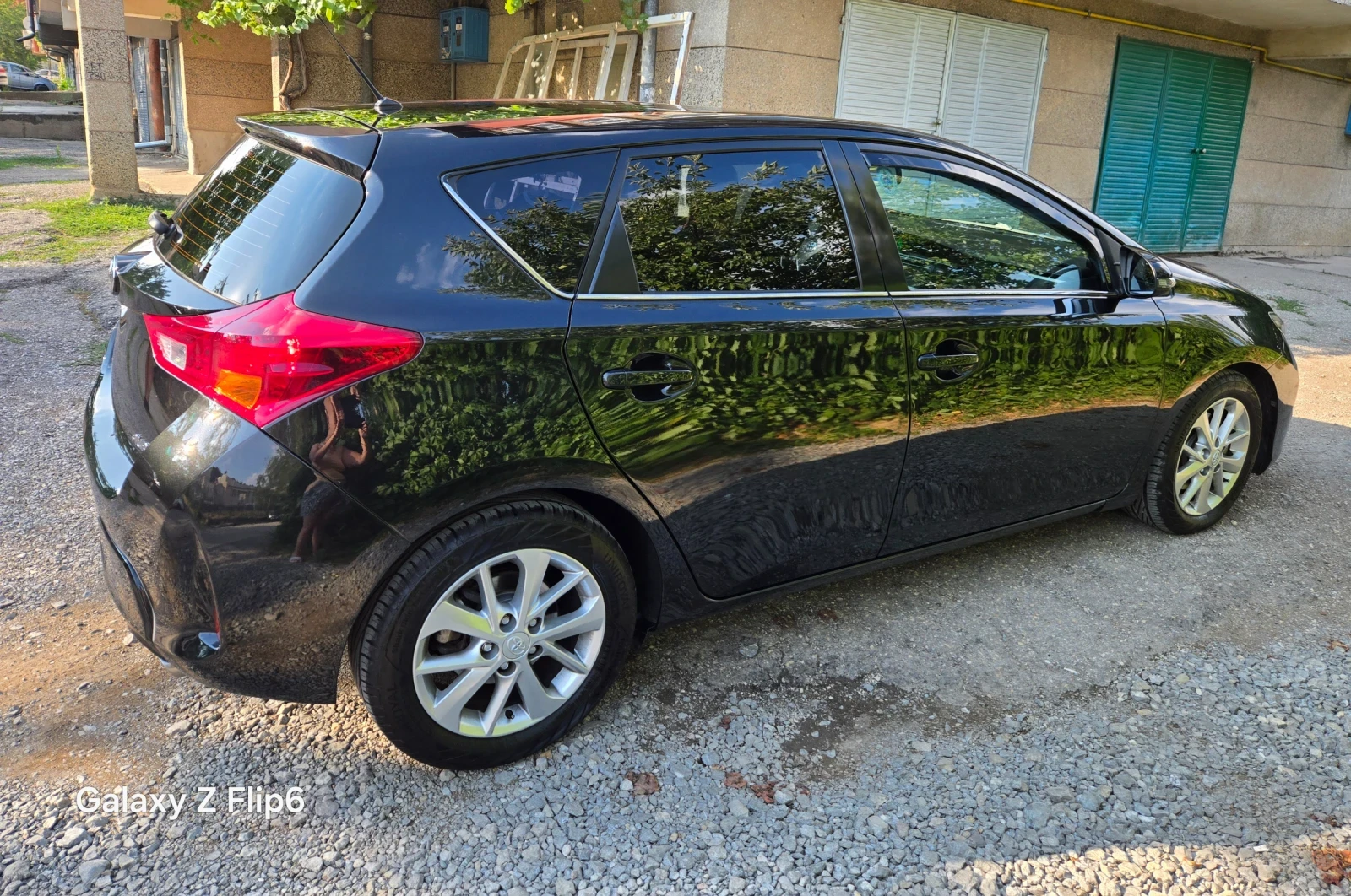 Toyota Auris 2.0 D-4D - изображение 7