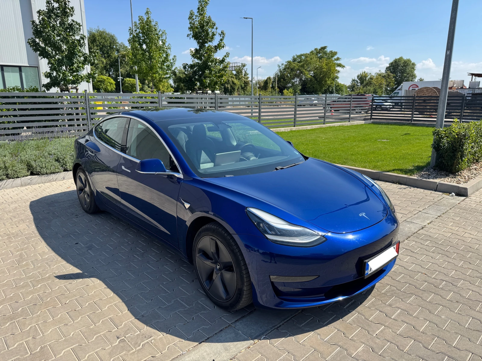 Tesla Model 3 AWD LR Dual motor 4x4 FSD3    13.11.25 | Mobile.bg   1