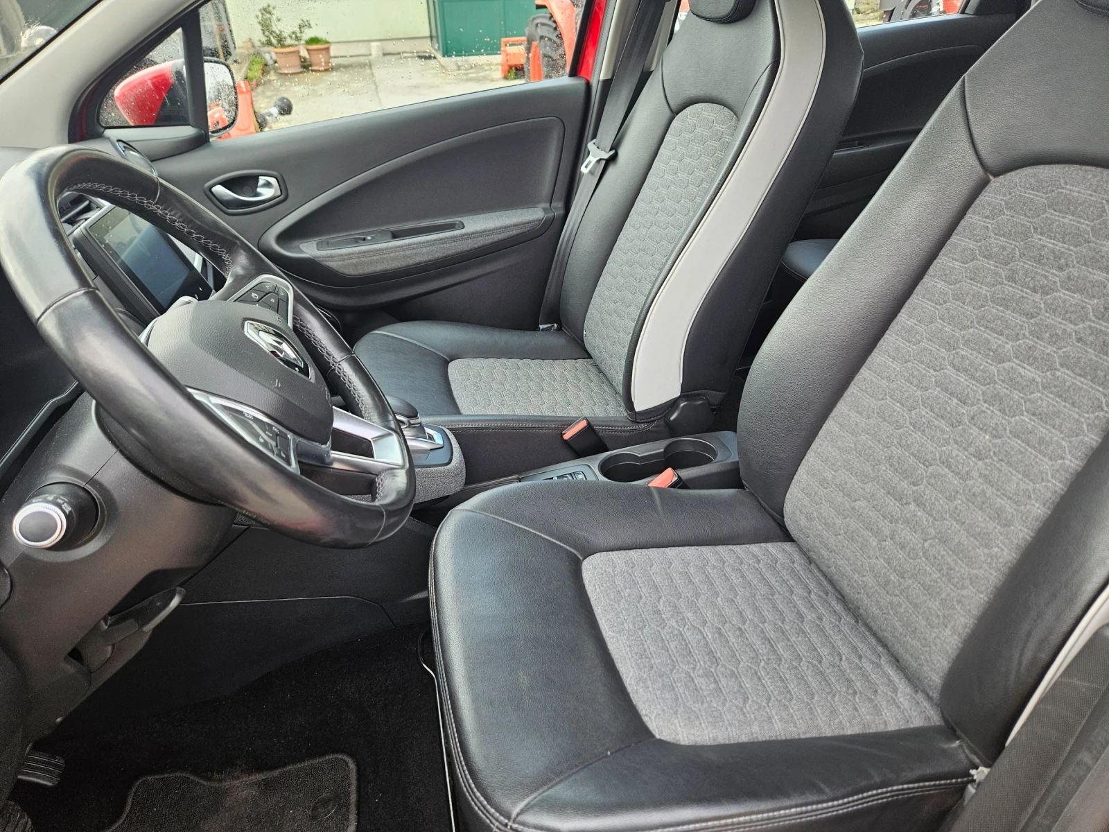 Renault Zoe R110/52kwh, снимка 9 - Автомобили и джипове - 53835419