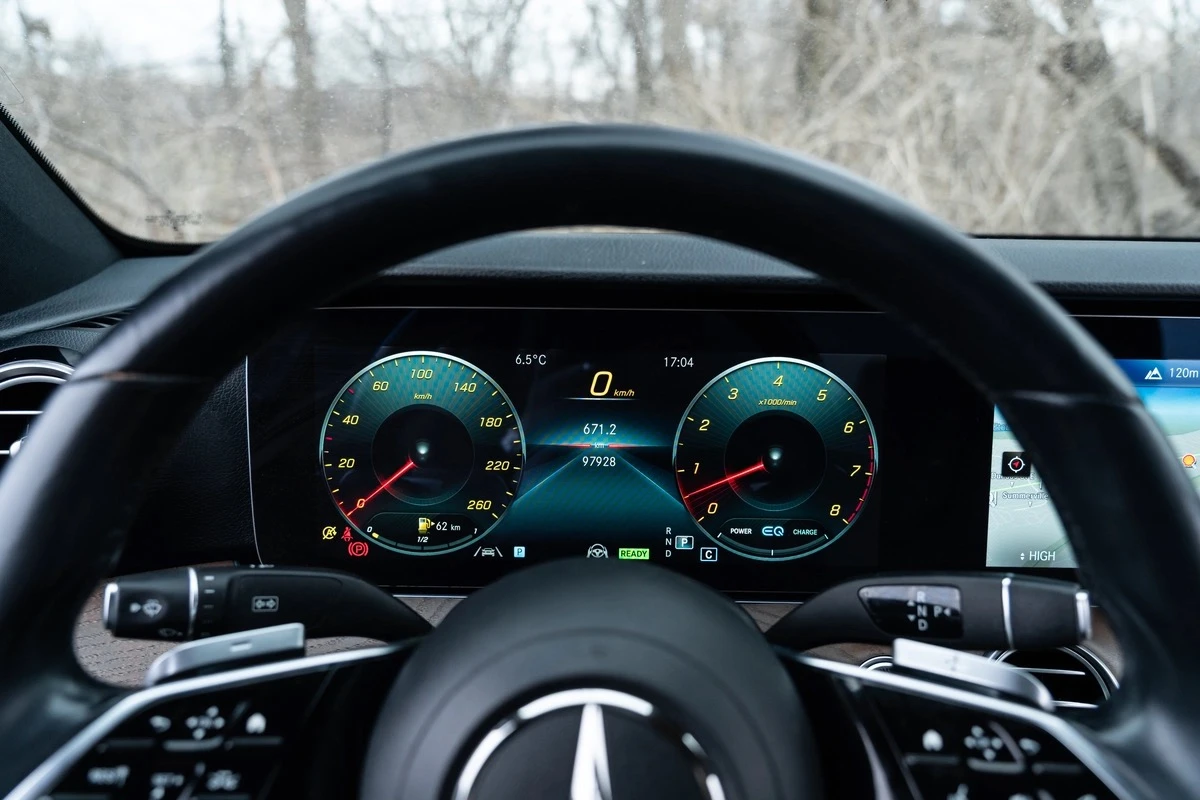 Mercedes-Benz E 450 AMG* PACK* BURMESTER* LANE* ASSIST* ДИГИТАЛНО* ТАБ, снимка 14 - Автомобили и джипове - 54145501