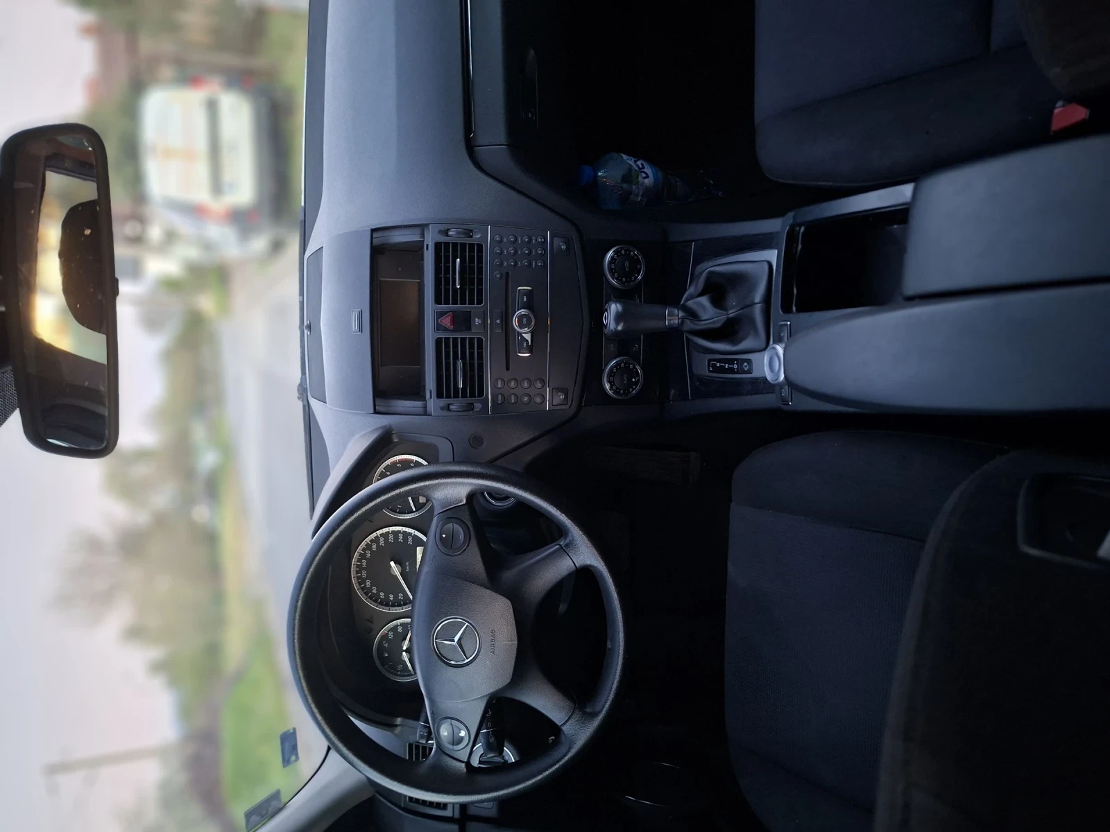 Mercedes-Benz C 220, снимка 5 - Автомобили и джипове - 54351152