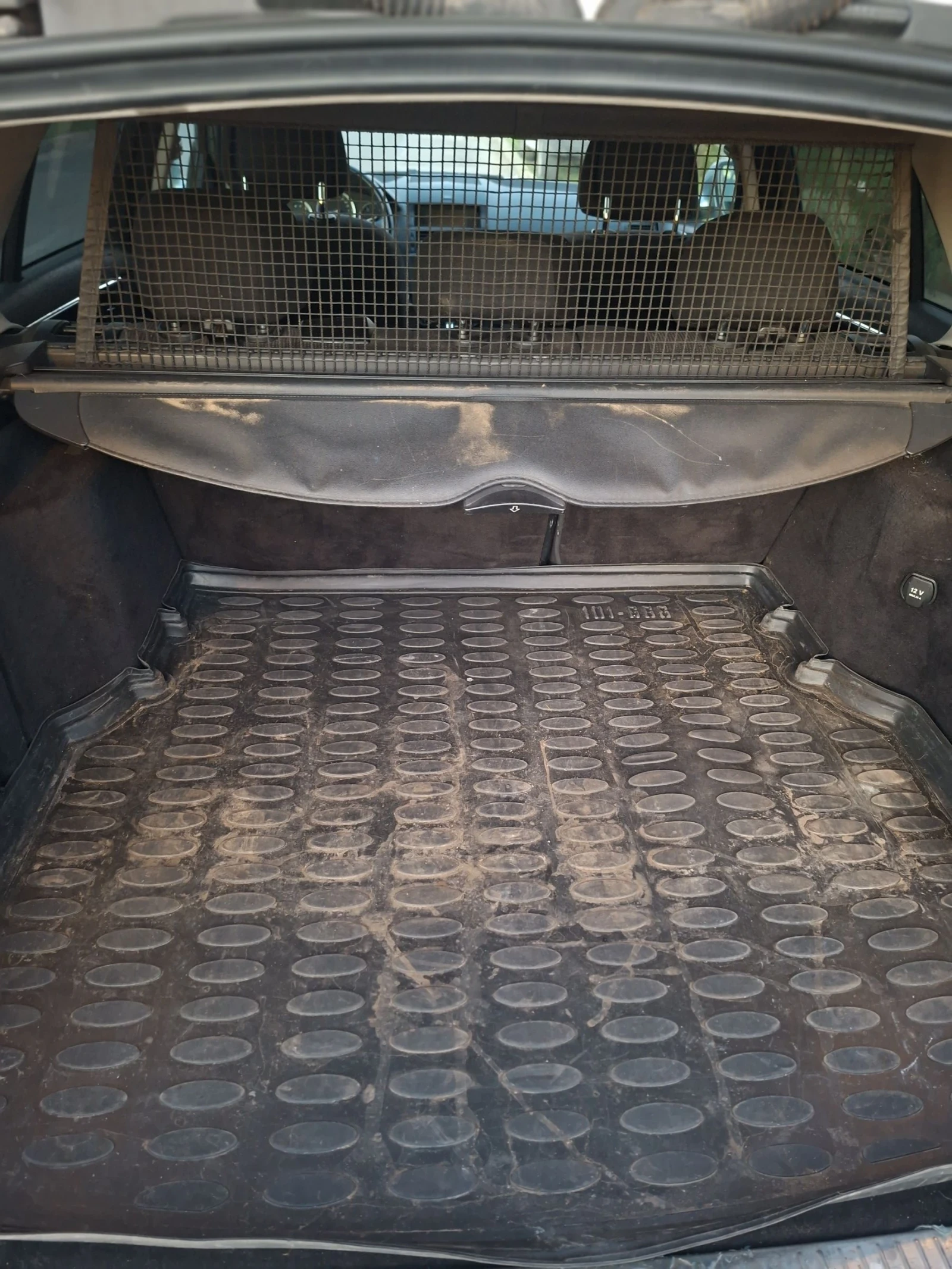 Mercedes-Benz C 220, снимка 11 - Автомобили и джипове - 54351152