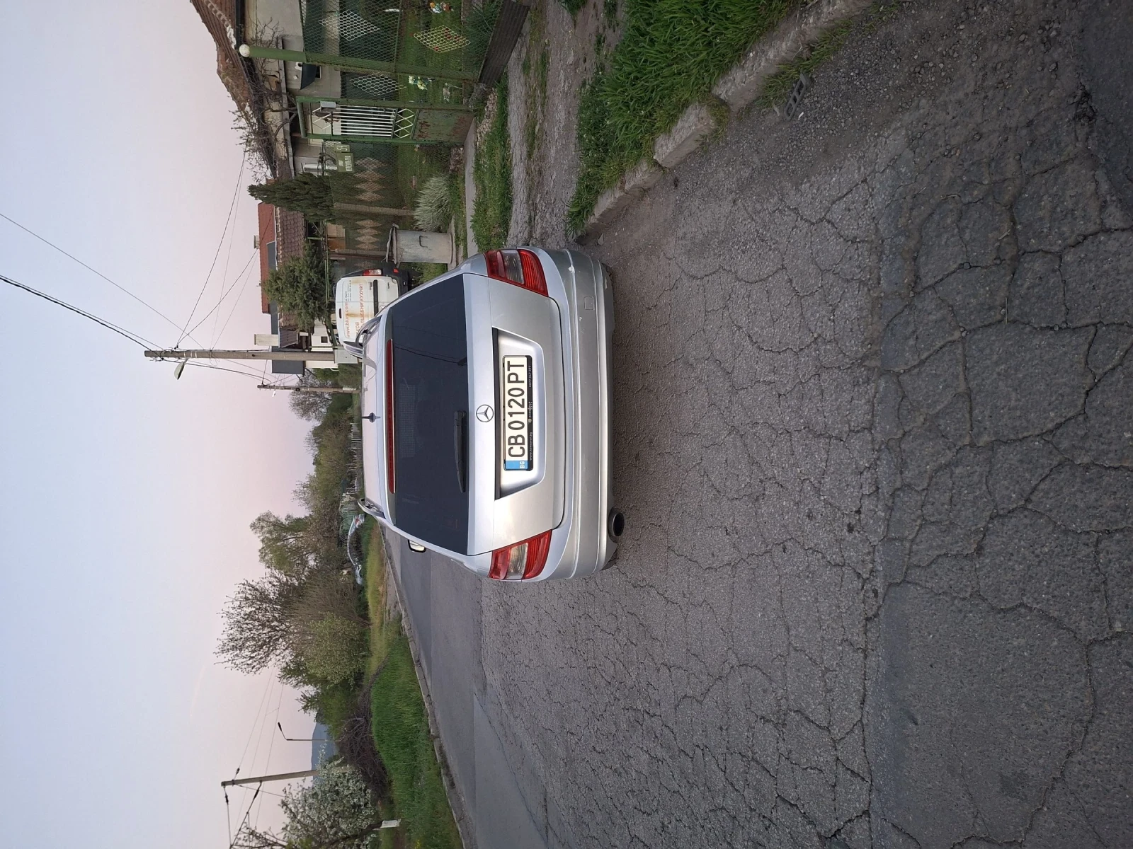 Mercedes-Benz C 220, снимка 2 - Автомобили и джипове - 54351152