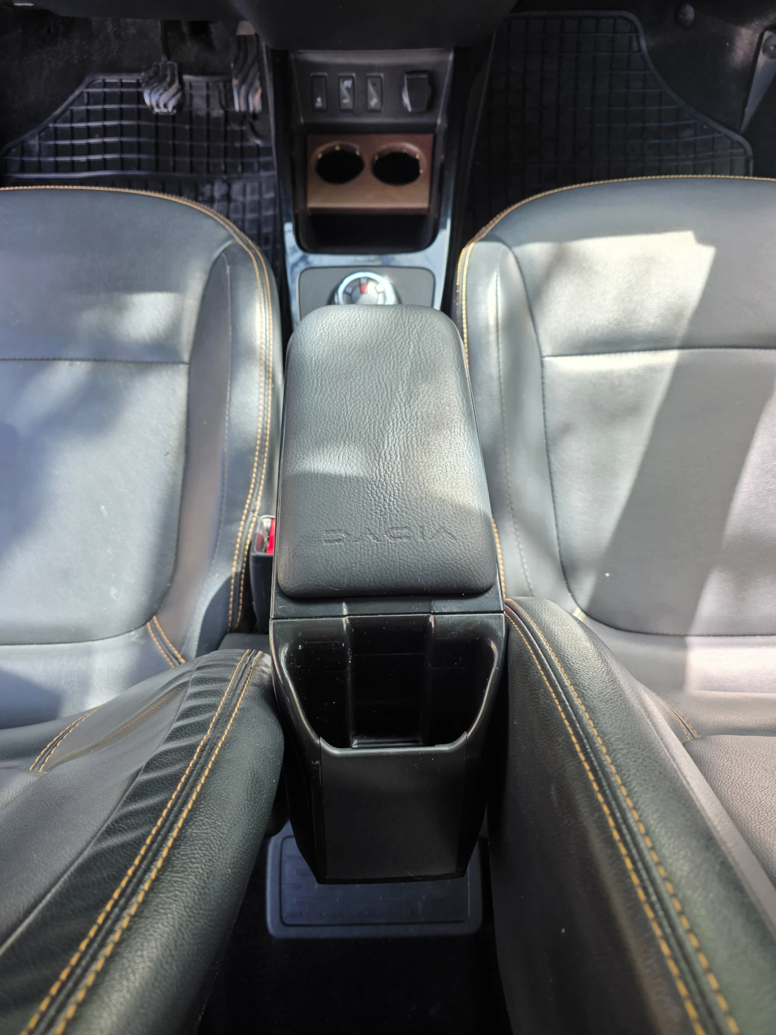 Dacia Spring, снимка 14 - Автомобили и джипове - 54595364