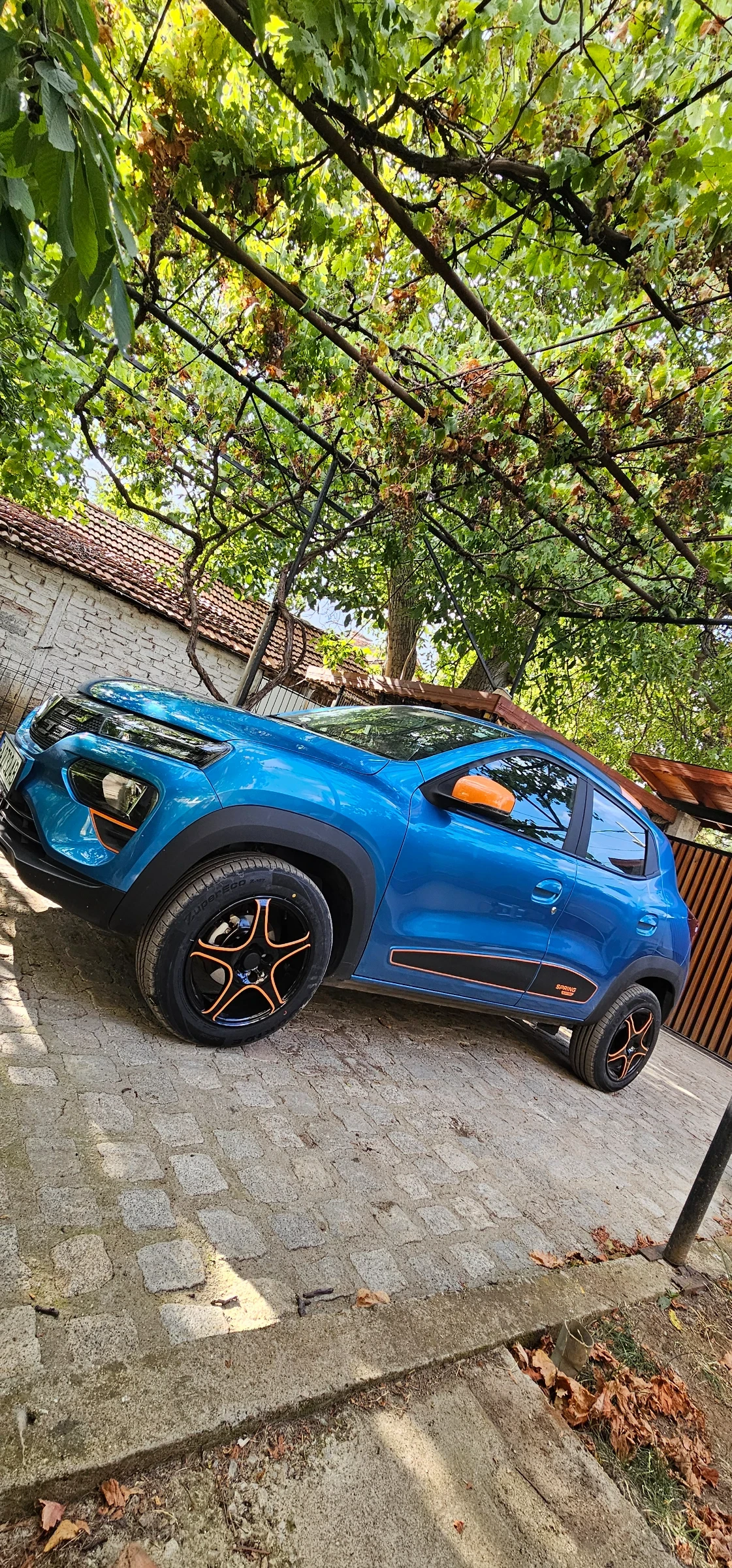 Dacia Spring, снимка 2 - Автомобили и джипове - 54595364