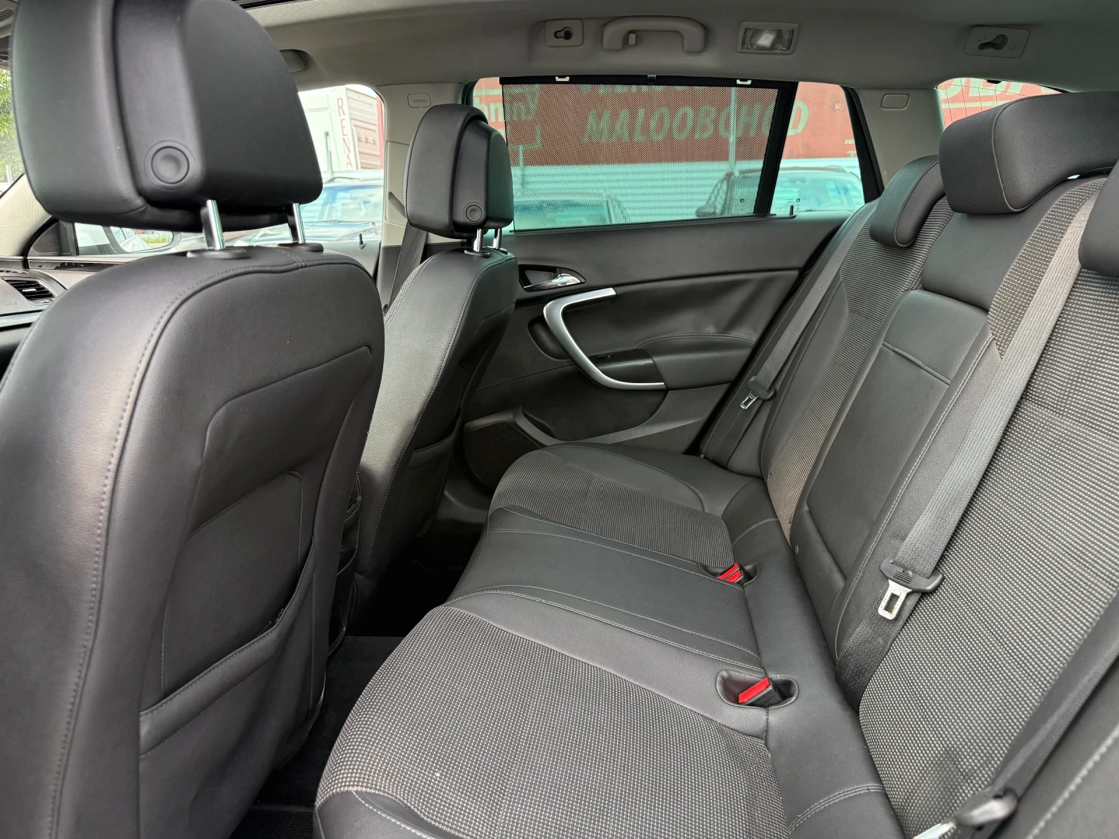 Opel Insignia Cosmo* Sport* Tourar, снимка 11 - Автомобили и джипове - 54743493
