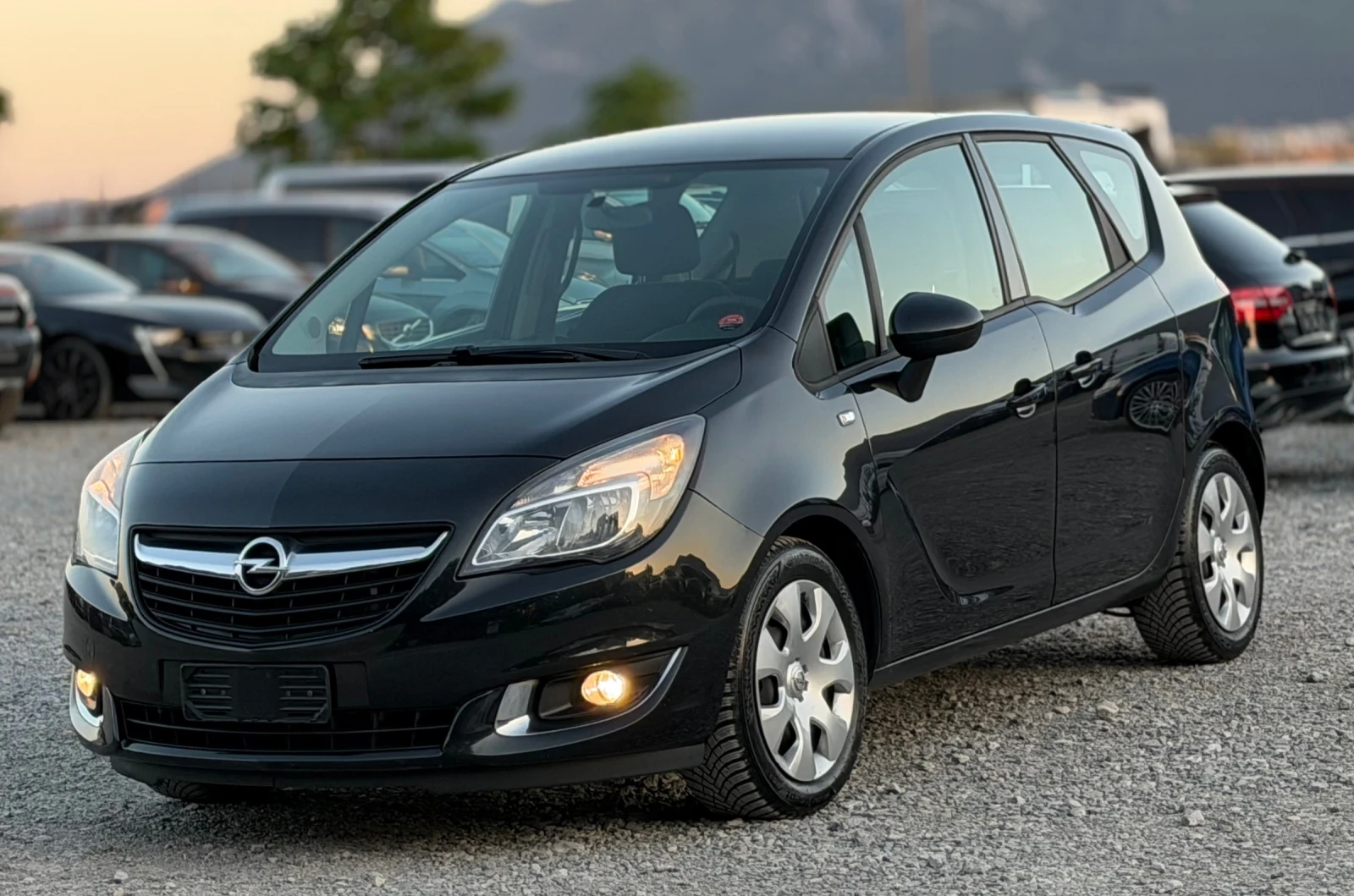 Opel Meriva 1.6CDTi 136к.с * Климатик* * Euro-6* , снимка 3 - Автомобили и джипове - 54976548