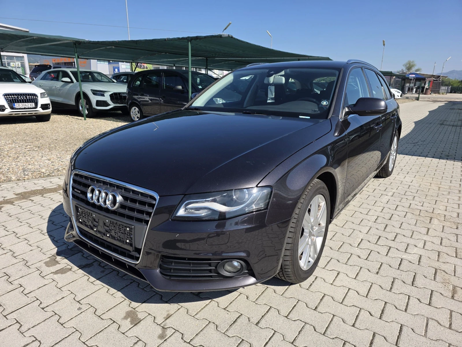 Audi A4 2.0TDi 143k 4x4 Navi Лизинг, снимка 3 - Автомобили и джипове - 55043845