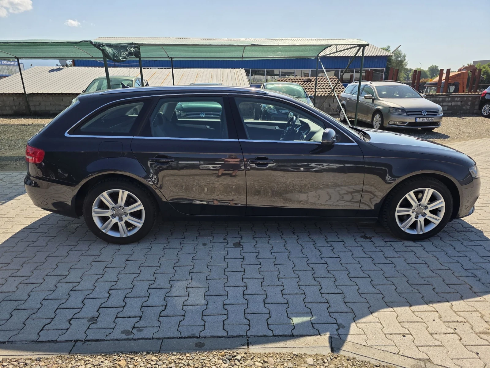 Audi A4 2.0TDi 143k 4x4 Navi Лизинг, снимка 8 - Автомобили и джипове - 55043845
