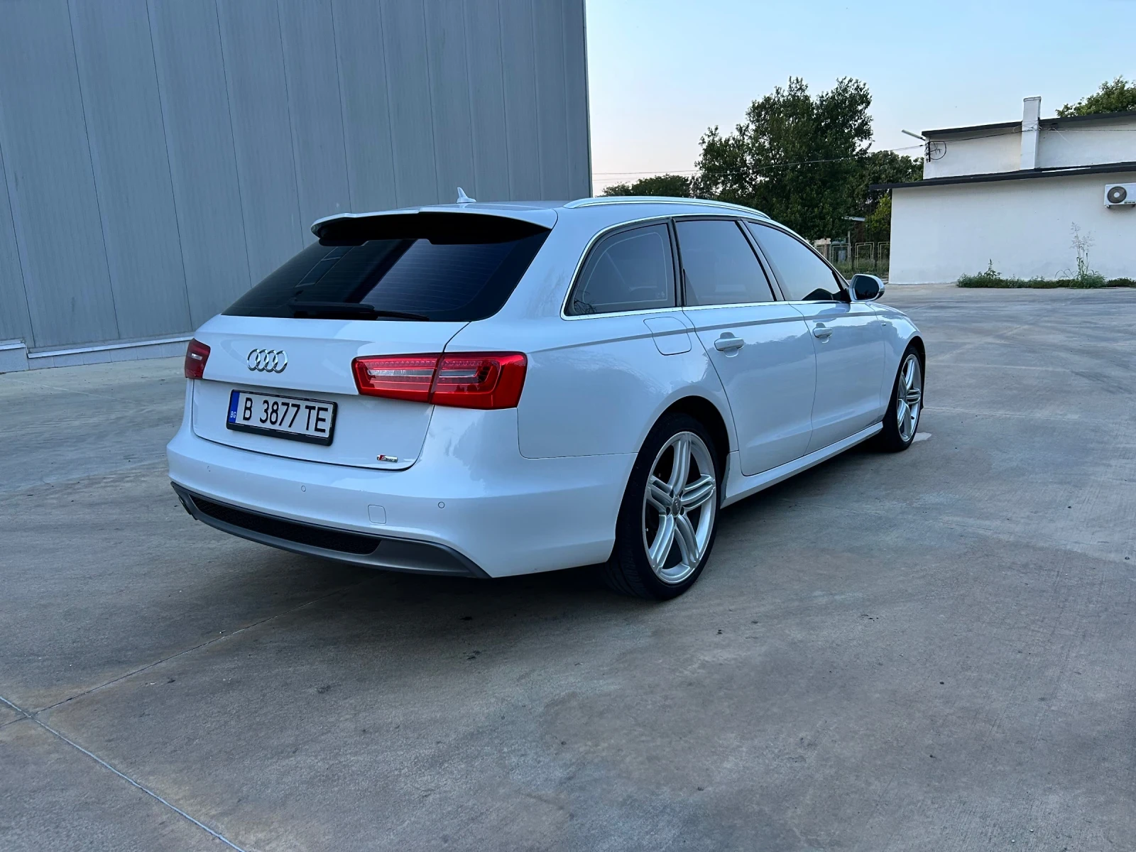 Audi A6, снимка 4 - Автомобили и джипове - 55579100