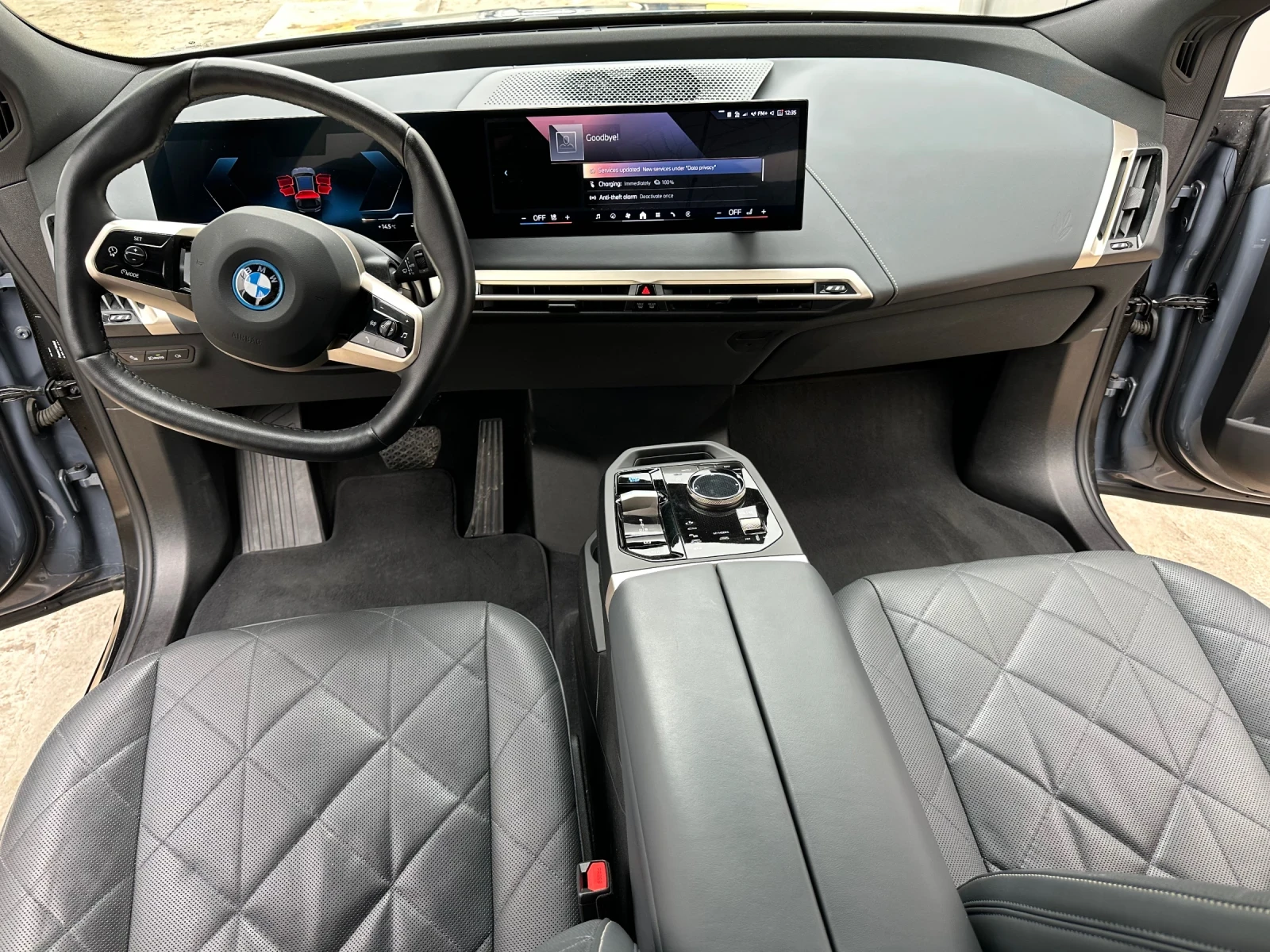 BMW iX Въздух\Гаранция, снимка 12 - Автомобили и джипове - 55720265