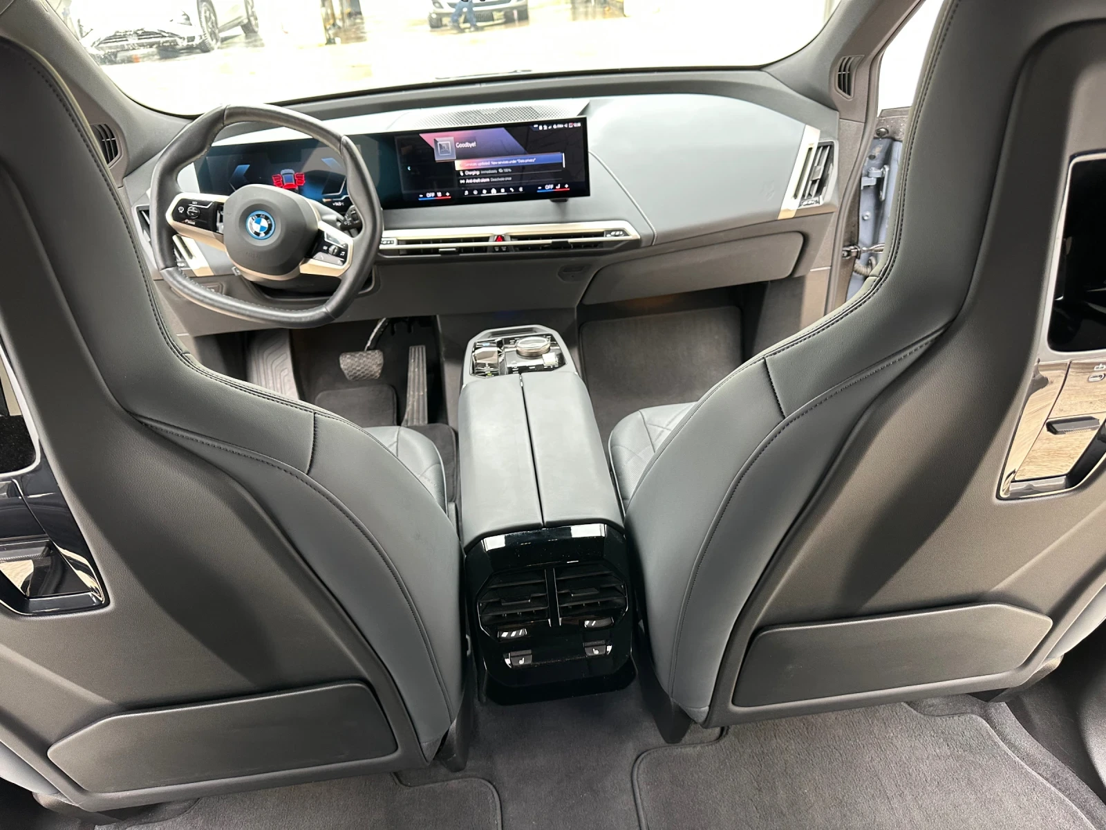 BMW iX Въздух\Гаранция, снимка 17 - Автомобили и джипове - 55720265