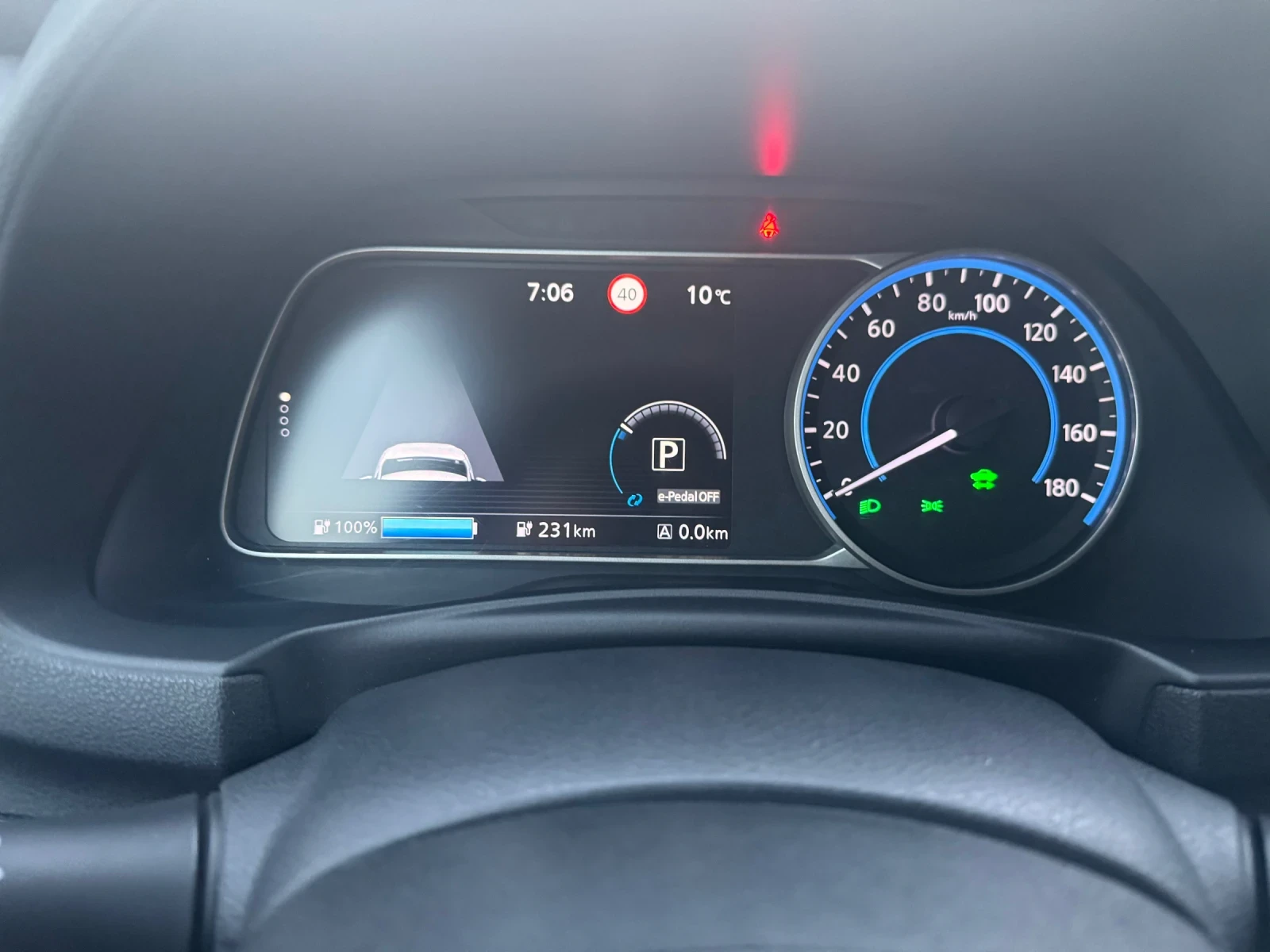 Nissan Leaf  Tekna, снимка 11 - Автомобили и джипове - 55998466