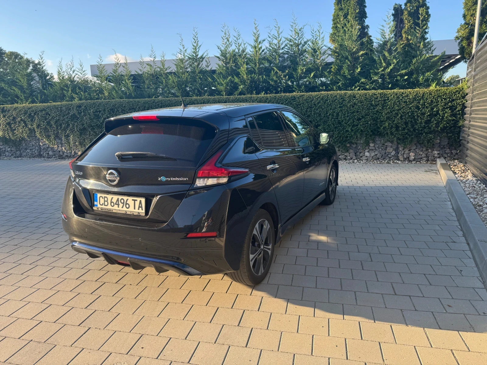 Nissan Leaf  Tekna, снимка 7 - Автомобили и джипове - 55998466