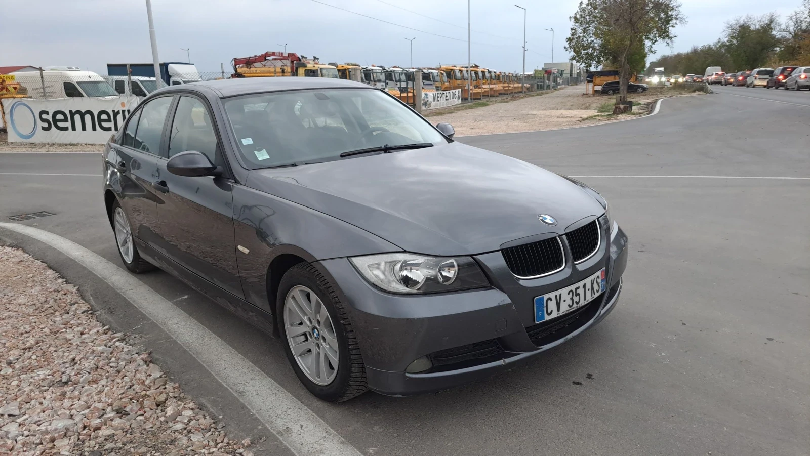 BMW 318 320, снимка 8 - Автомобили и джипове - 56681411