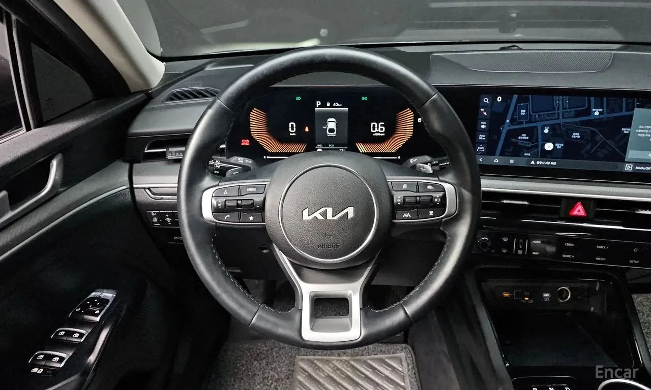 Kia K5, снимка 13 - Автомобили и джипове - 56716779