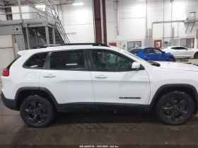 Jeep Cherokee 2.0L I-4 DI, DOHC, TURBO, 270HP 4X4 Drive | Auto.bg — изображение 13