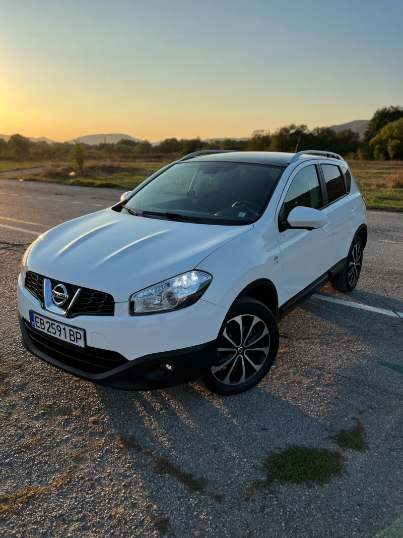 Nissan Qashqai 1.6 dCi, снимка 1 - Автомобили и джипове - 47754428