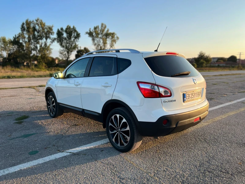 Nissan Qashqai 1.6 dCi, снимка 7 - Автомобили и джипове - 47754428