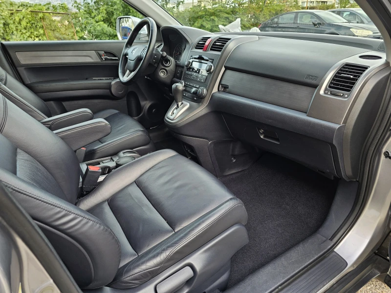 Honda Cr-v 2.0i GPL EXECUTIVE, снимка 9 - Автомобили и джипове - 47524543