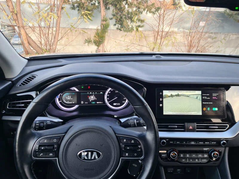 Kia Niro 1.6GDI Hybrid DCT Aut., снимка 10 - Автомобили и джипове - 48055344