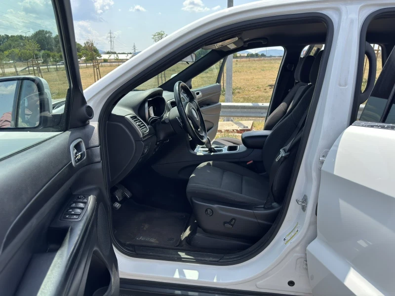 Jeep Grand cherokee, снимка 14 - Автомобили и джипове - 52434251