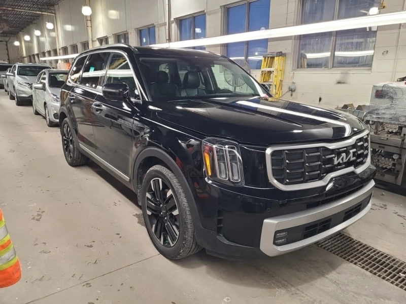 Kia Telluride * X LINE * CARFAX * 7-местен, снимка 2 - Автомобили и джипове - 53324002