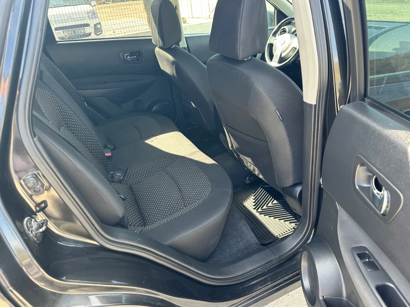 Nissan Qashqai 2.0DCI 4x4 AVTOMAT, снимка 10 - Автомобили и джипове - 53560800