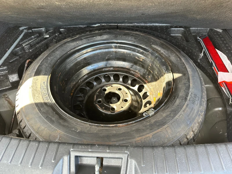 Nissan Qashqai 2.0DCI 4x4 AVTOMAT, снимка 9 - Автомобили и джипове - 53560800