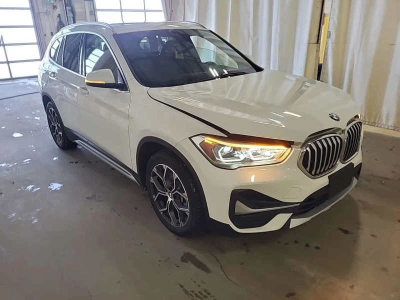 BMW X1 * XDRIVE28I * PANO * 2 КЛЮЧА * ПОДГРЕВИ * CARFAX, снимка 2 - Автомобили и джипове - 53563219