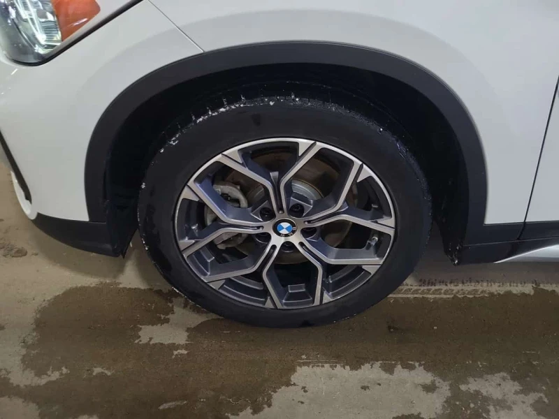 BMW X1 * XDRIVE28I * PANO * 2 КЛЮЧА * ПОДГРЕВИ * CARFAX, снимка 6 - Автомобили и джипове - 53563219