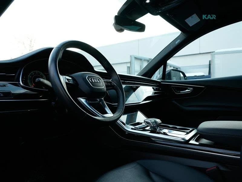 Audi Q7 Technik 55 TFSI , снимка 10 - Автомобили и джипове - 56085023