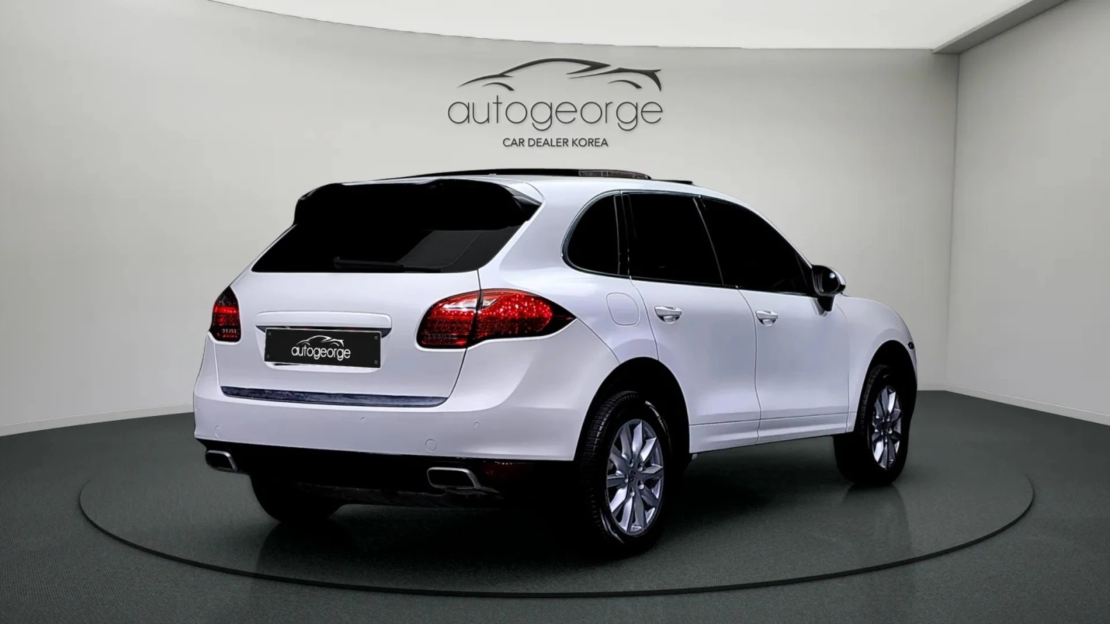 Porsche Cayenne 3.0 - изображение 2