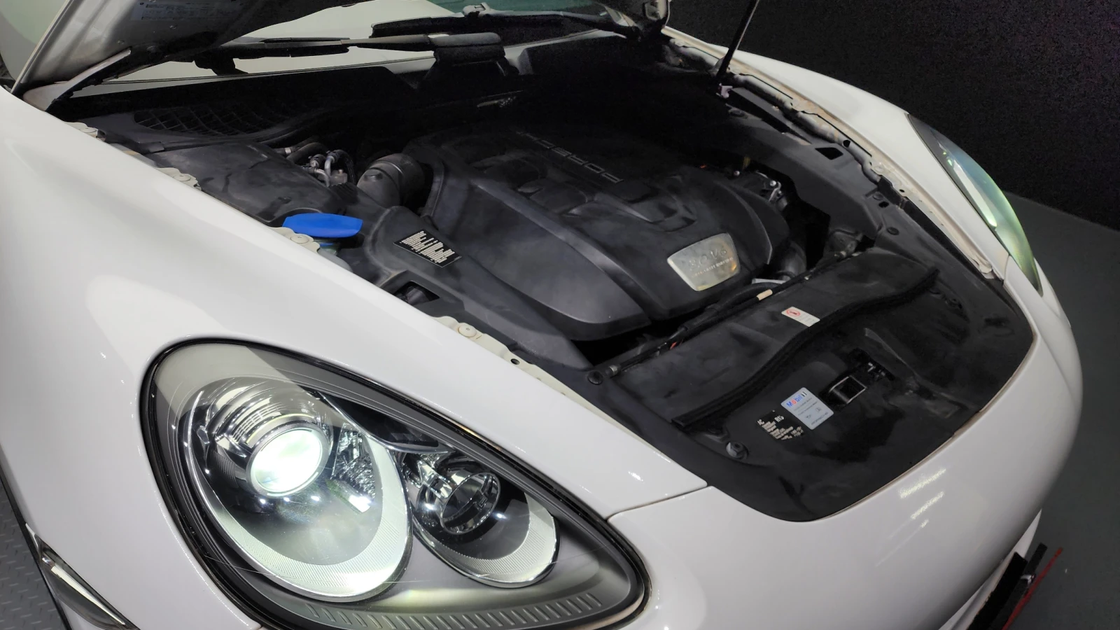 Porsche Cayenne 3.0 - изображение 6