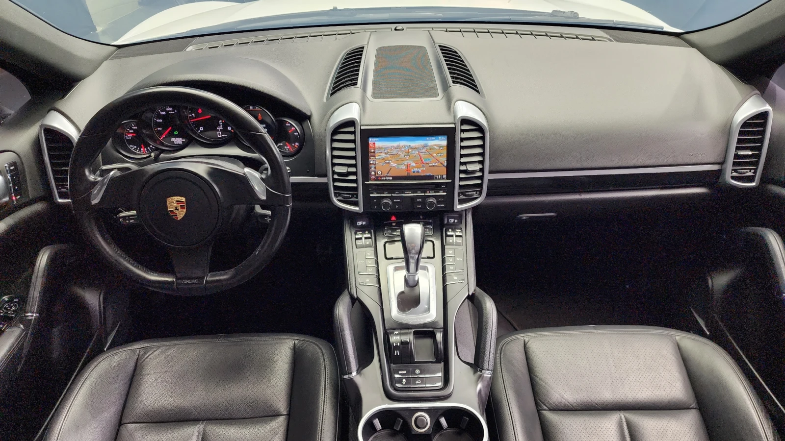 Porsche Cayenne 3.0 - изображение 7