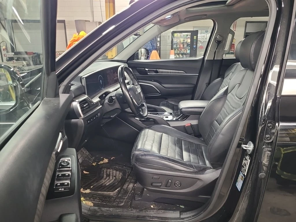 Kia Telluride * X LINE * CARFAX * 7-местен - изображение 8