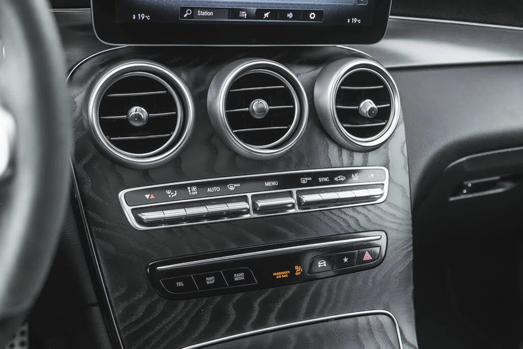 Mercedes-Benz GLC 300 4MATIC * NAVI * LED * CAMERA * �.����� * ������� | Mobile.bg � ����������� 17