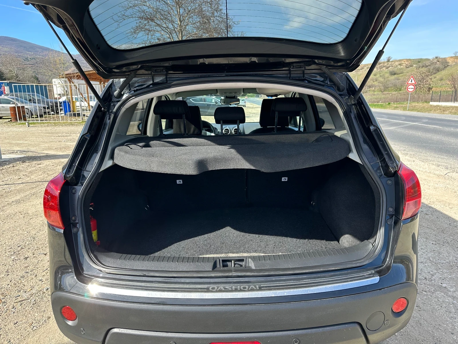 Nissan Qashqai 2.0DCI 4x4 AVTOMAT | Mobile.bg � ����������� 8