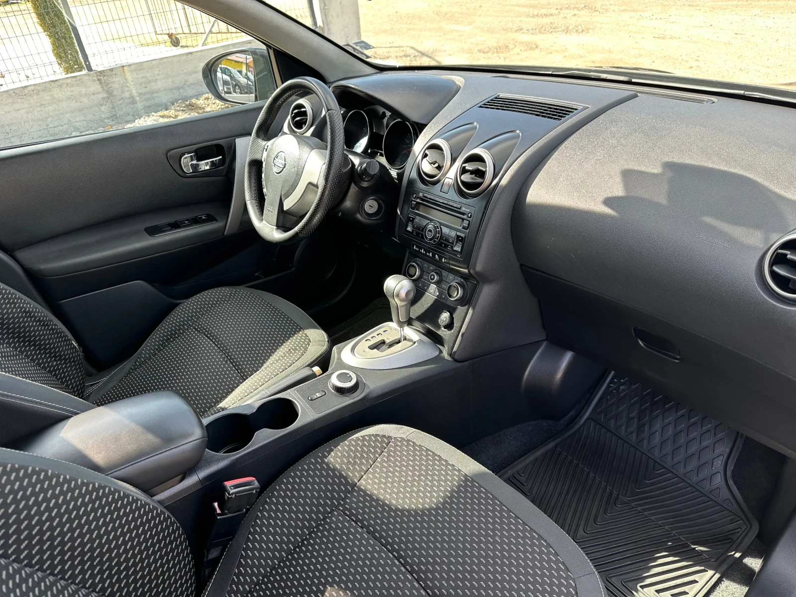 Nissan Qashqai 2.0DCI 4x4 AVTOMAT | Mobile.bg � ����������� 11