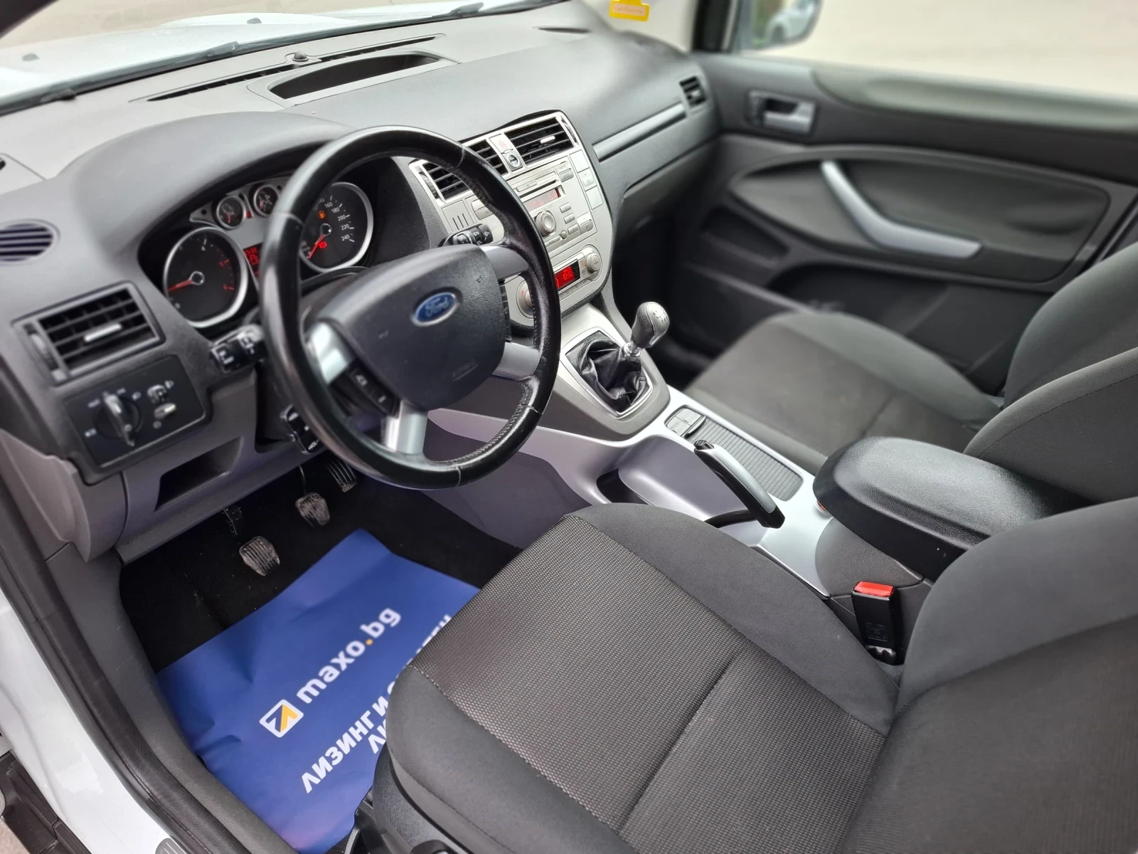 Ford Kuga 2.0HDI 140hp * КЛИМАТРОНИК * EURO 5 * ЛИЗИНГ * , снимка 16 - Автомобили и джипове - 54000541