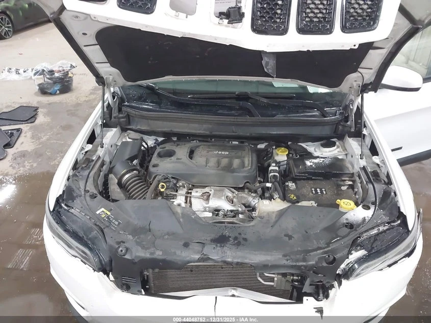 Jeep Cherokee 2.0L I-4 DI, DOHC, TURBO, 270HP 4X4 Drive | Mobile.bg � ����������� 10
