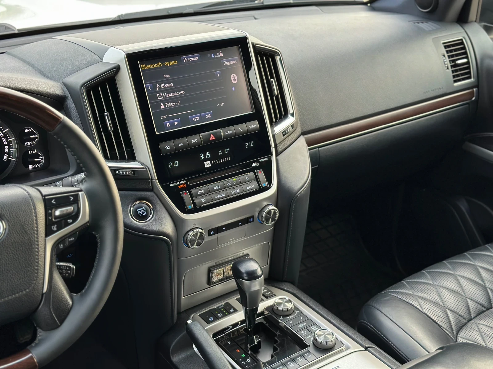 Toyota Land cruiser 200 EXCALIBUR, снимка 13 - Автомобили и джипове - 54216583