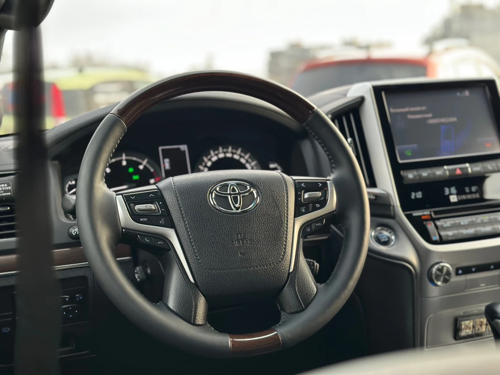 Toyota Land cruiser 200 EXCALIBUR, снимка 12 - Автомобили и джипове - 54216583