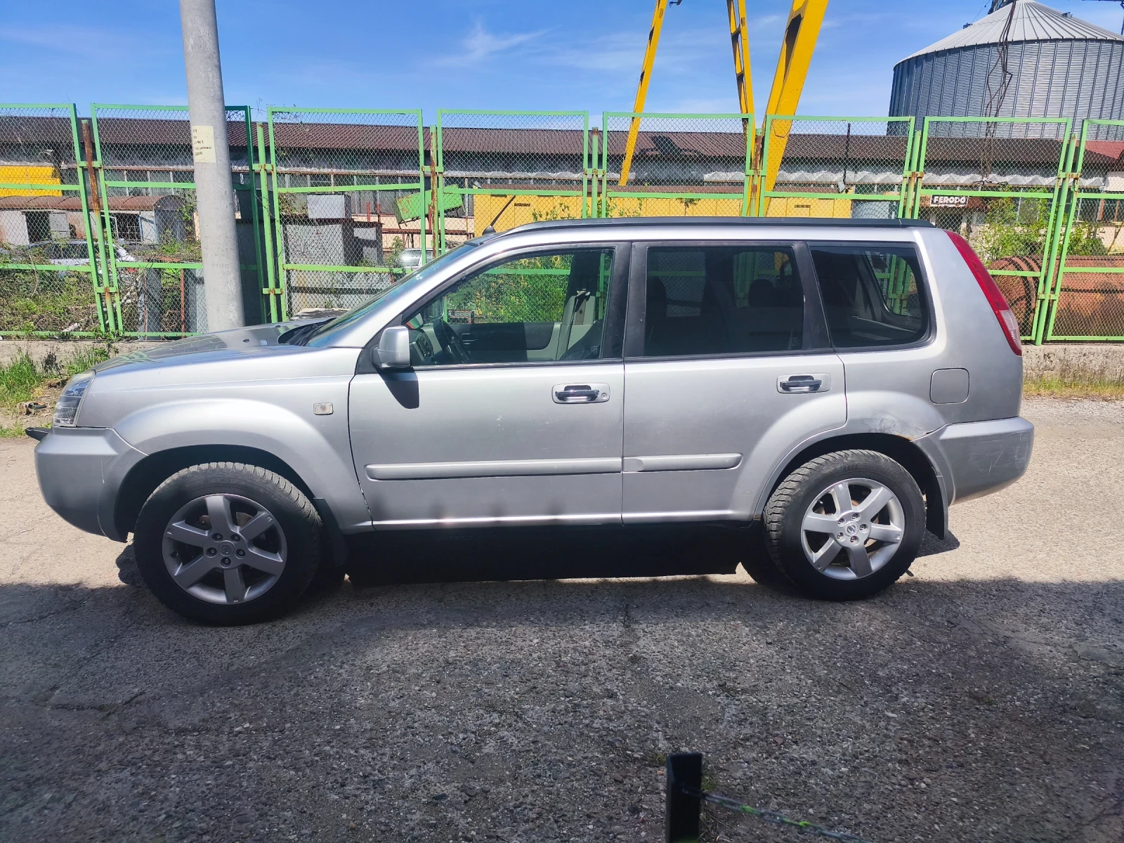 Nissan X-trail, снимка 7 - Автомобили и джипове - 54372589