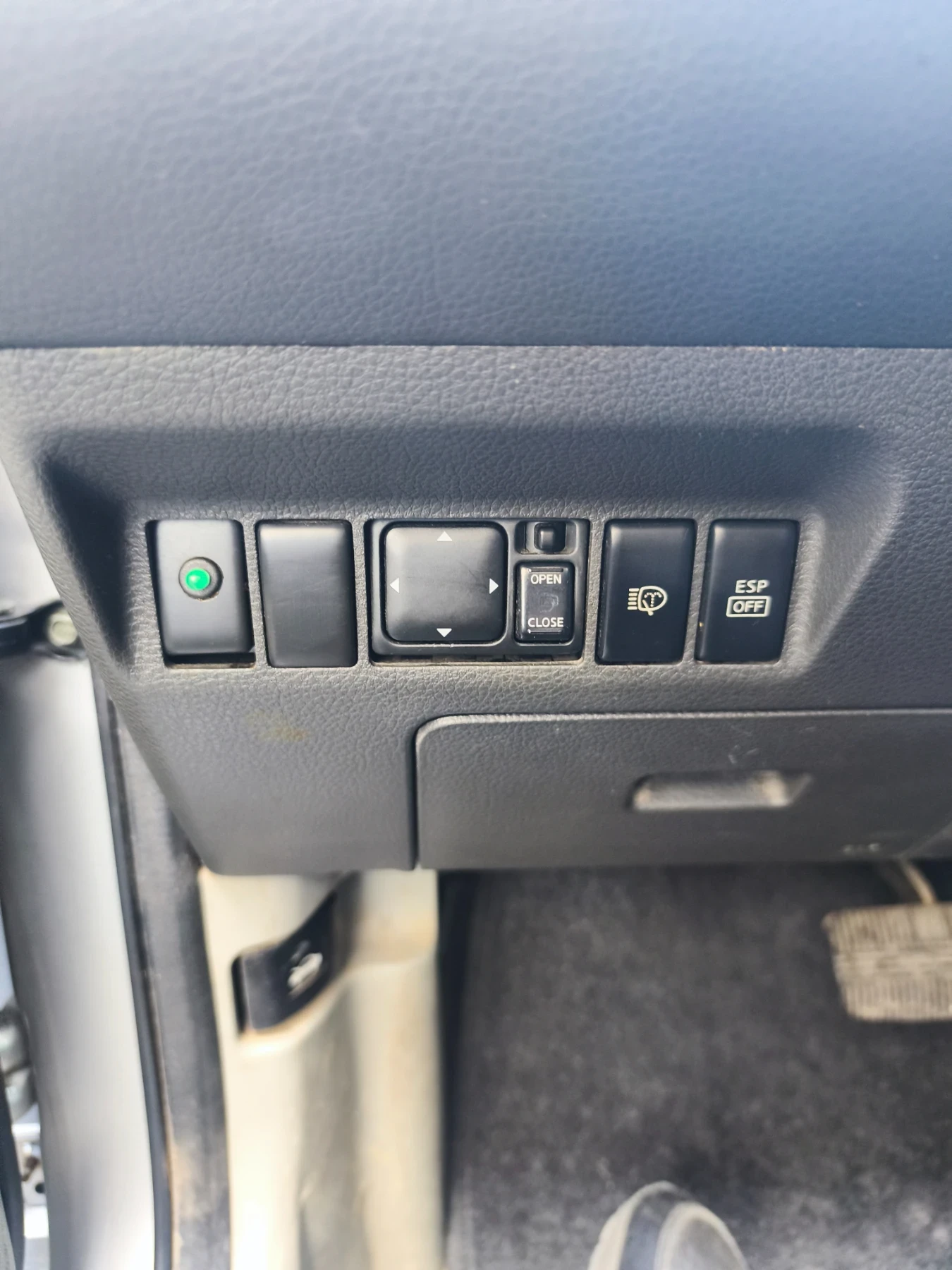 Nissan X-trail, снимка 14 - Автомобили и джипове - 54372589