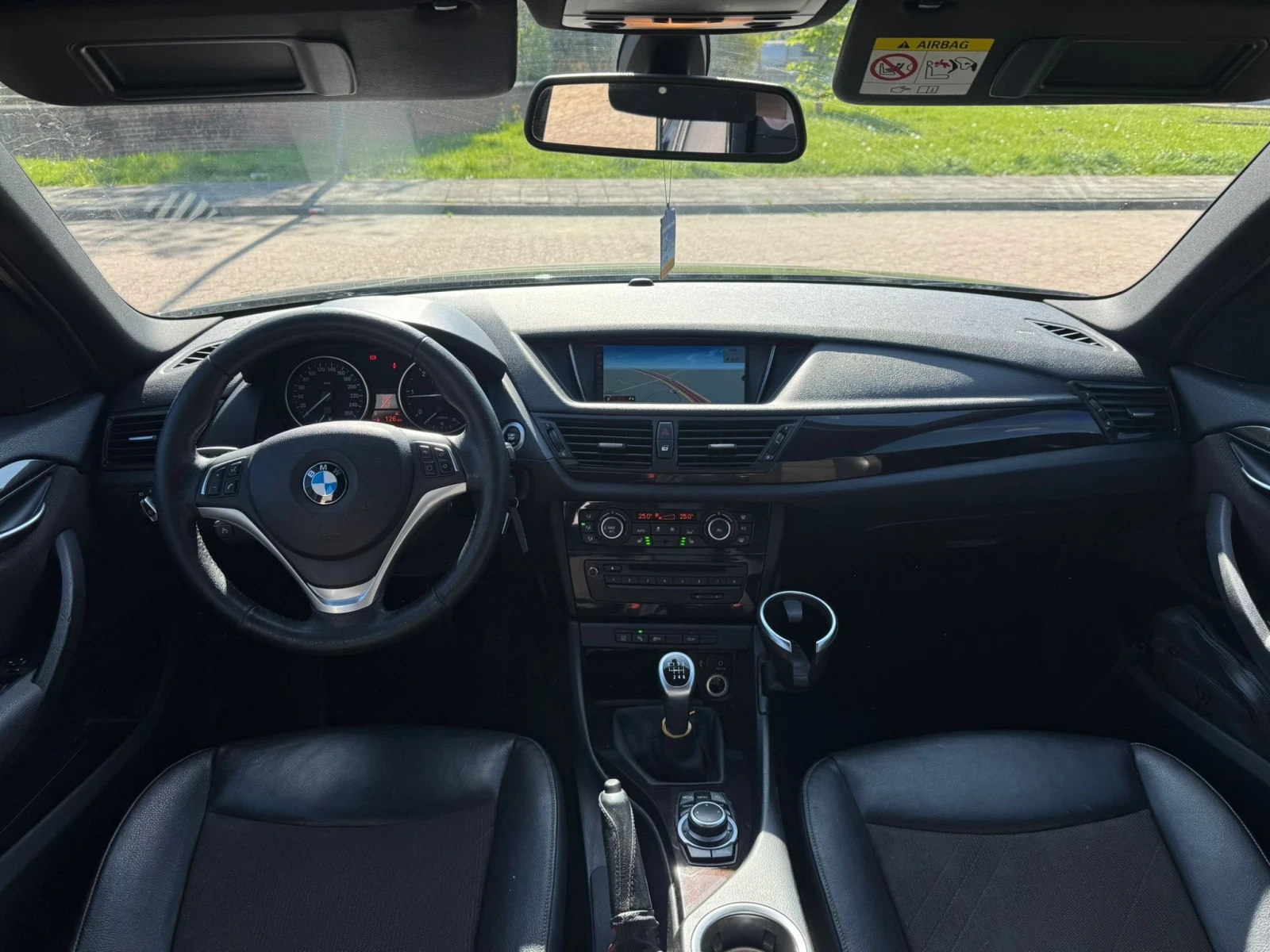 BMW X1 Xdrayv, снимка 11 - Автомобили и джипове - 54598958