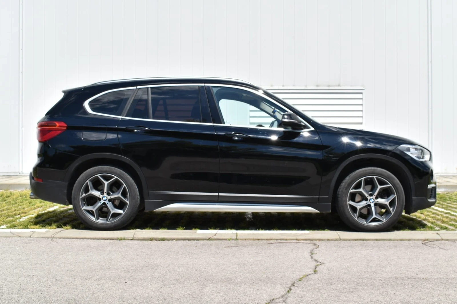 BMW X1 18d xDrive, снимка 8 - Автомобили и джипове - 54632045